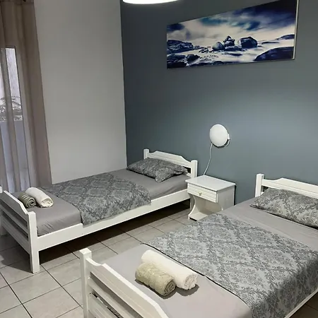 Blue Sky 3 Apartman Hanióti